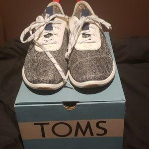 New TOMS Cabrillo Canvas Knit